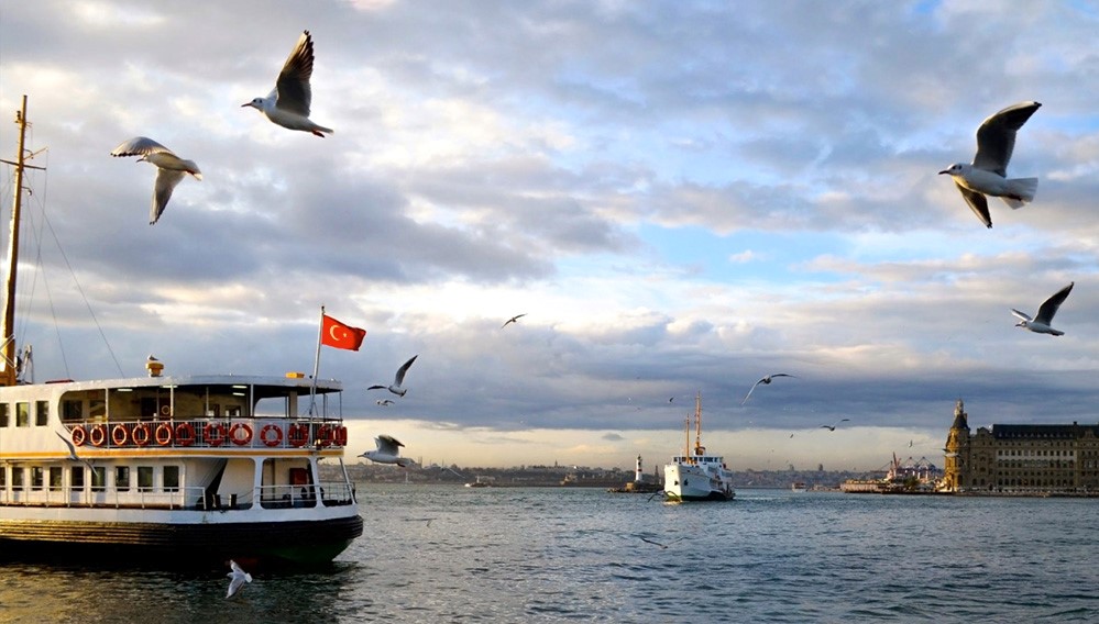 Bosphorus Cruise + Dolmabahçe Palace & Two Continents
